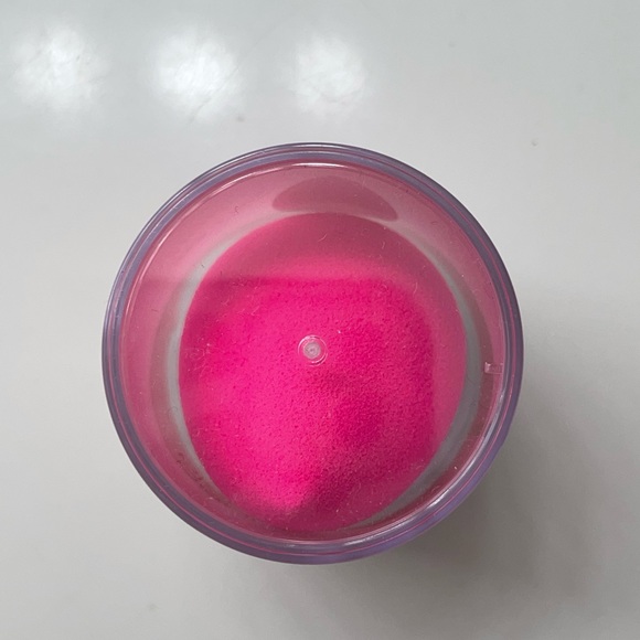 Beauty Blender - Picture 3 of 4